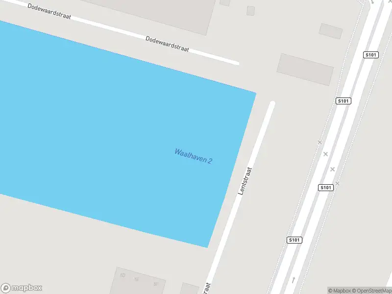 Ambulance met gepaste spoed naar de Waalhaven O.z. in Rotterdam