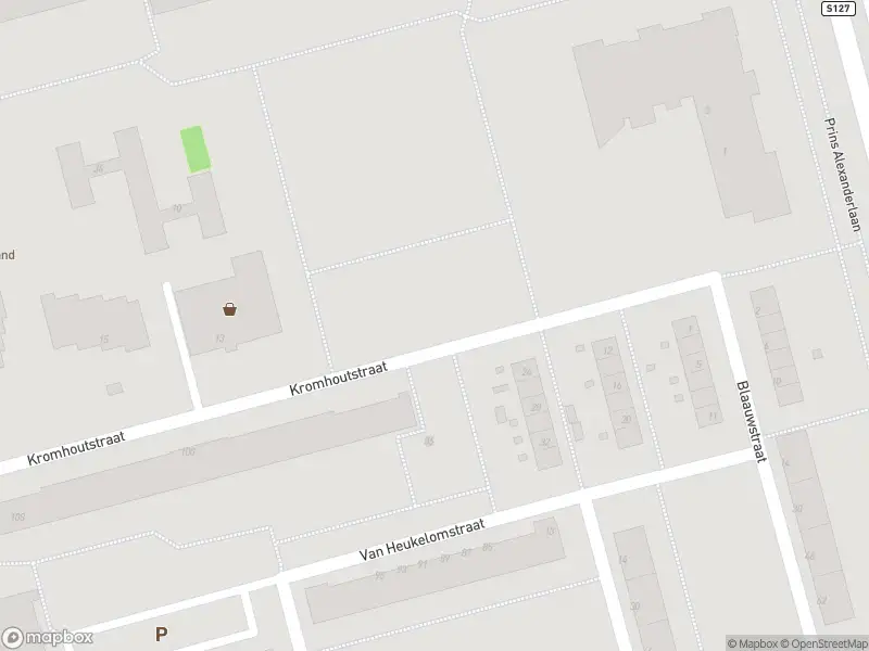 Ambulance met grote spoed naar de Kromhoutstraat in Rotterdam