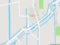 Ambulance met grote spoed naar de Middenlaan Zunderdorp in Zunderdorp