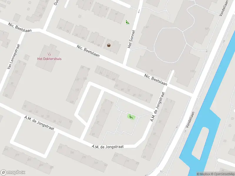 Ambulance met gepaste spoed naar de Herman de Manstraat in Ridderkerk