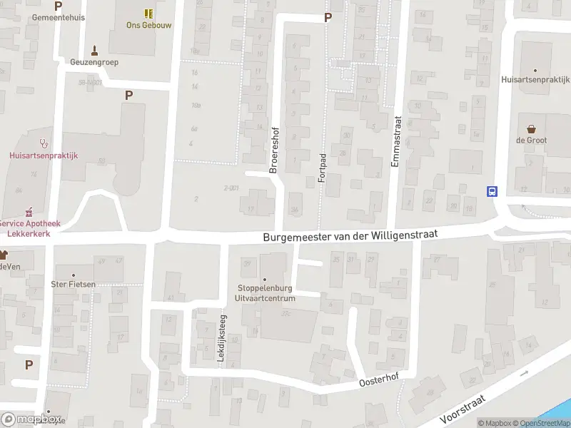 Ambulance met gepaste spoed naar de Burgemeester van der Willigenstraat in Lekkerkerk