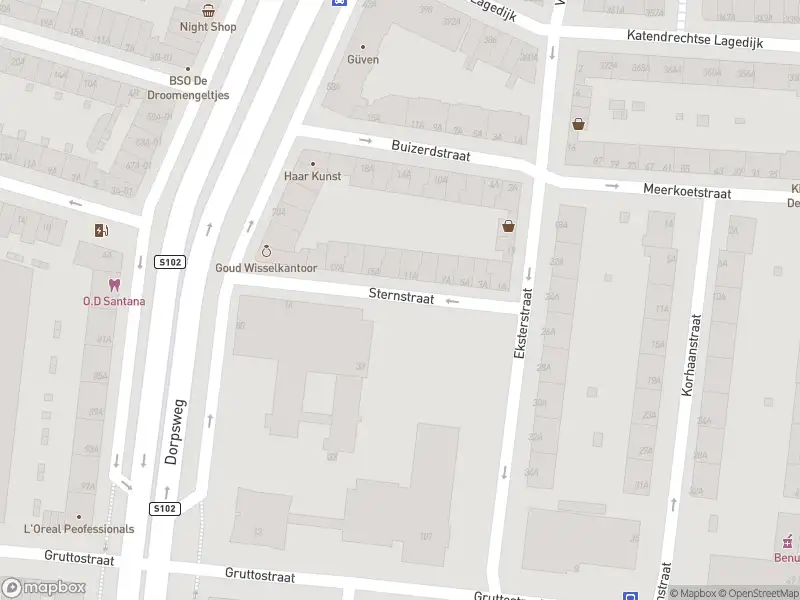 Ambulance met grote spoed naar de Sternstraat in Rotterdam