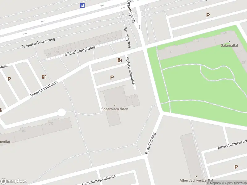 Ambulance met gepaste spoed naar de Söderblomplaats in Rotterdam