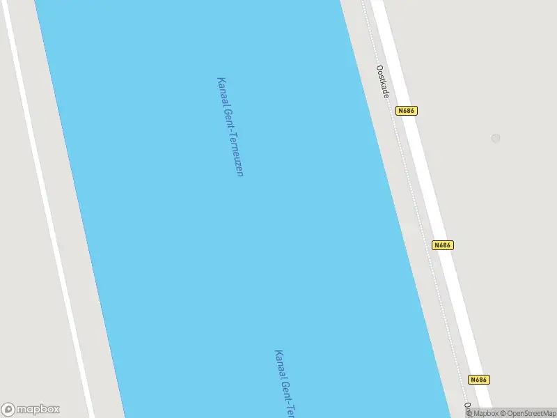 Brandweer en politie met grote spoed naar de Lange Blikstraat in Terneuzen vanwege waarnemen gaslucht