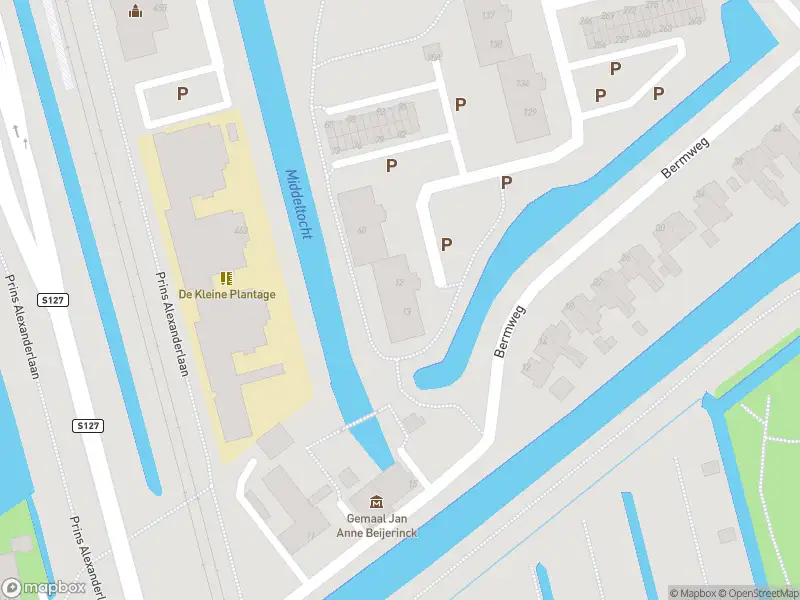 Ambulance met gepaste spoed naar de Akkerwinde in Capelle aan den IJssel