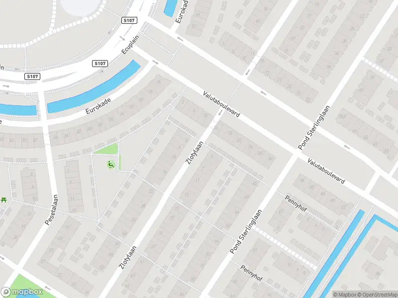 Ambulance met gepaste spoed naar de Zlotylaan in Amsterdam