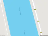 Brandweer met gepaste spoed naar de Lange Blikstraat in Terneuzen vanwege waarnemen gaslucht