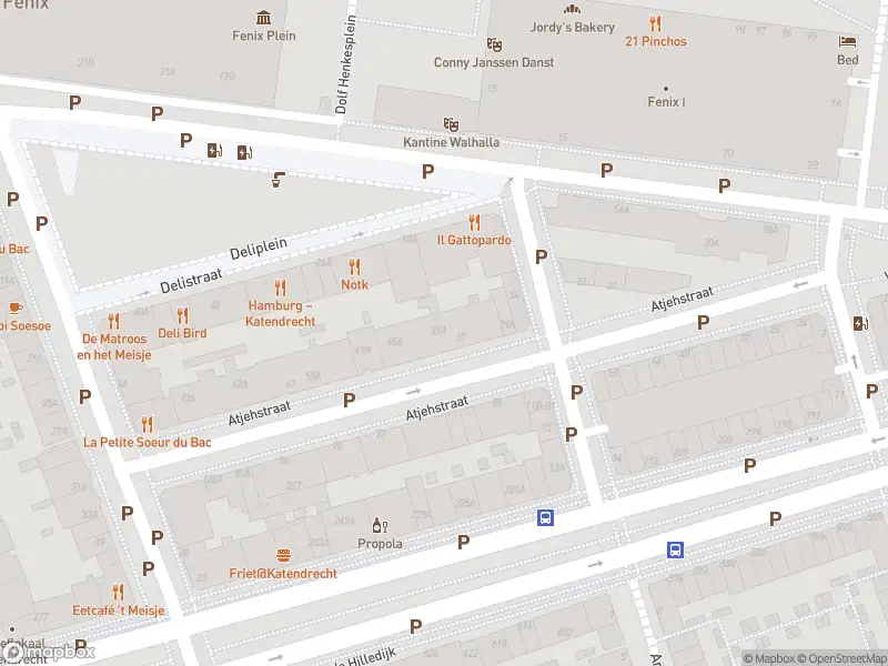 Ambulance met gepaste spoed naar de Atjehstraat in Rotterdam