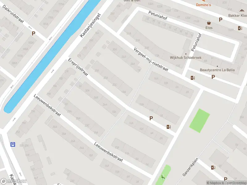 Ambulance met gepaste spoed naar de Ereprijsstraat in Rotterdam