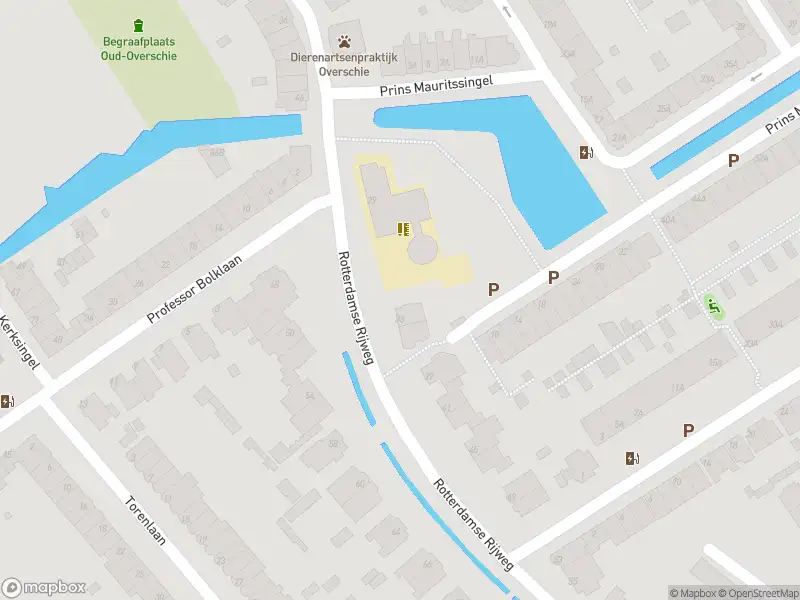 Ambulance met gepaste spoed naar de Rotterdamse Rijweg in Rotterdam