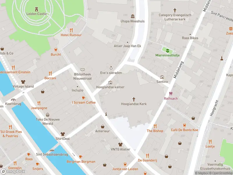 Ambulance naar de Hooglandse Kerkgracht in Leiden