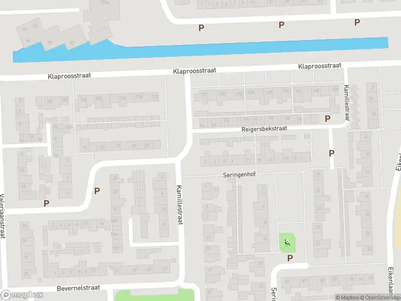 Brandweer met grote spoed naar de Kamillestraat in Waalwijk vanwege reanimatie