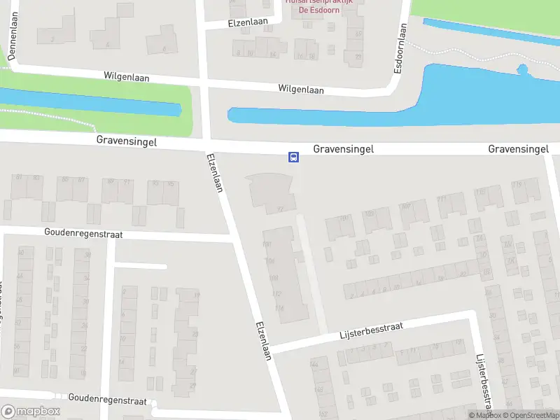 Ambulance met gepaste spoed naar de Gravensingel in Dordrecht