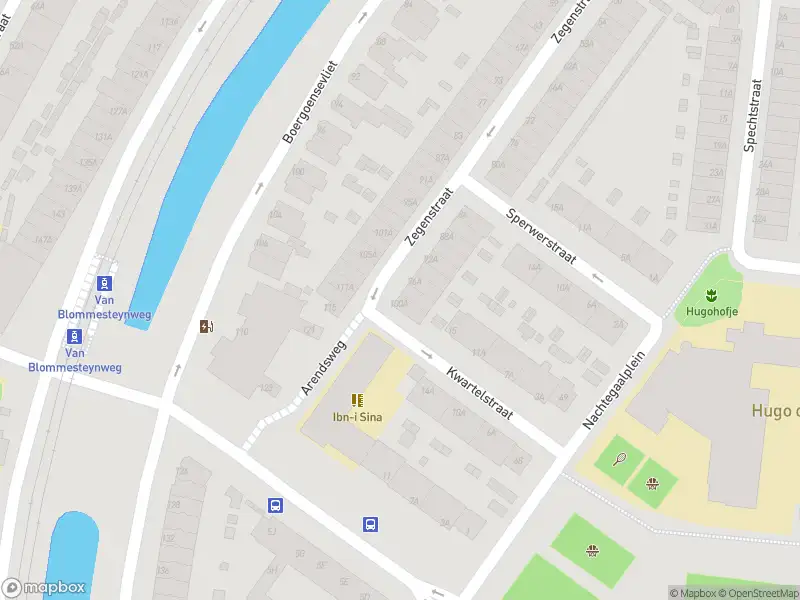 Ambulance met gepaste spoed naar de Zegenstraat in Rotterdam
