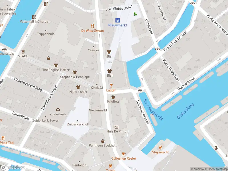 Brandweer met gepaste spoed naar de Snoekjessteeg in Amsterdam vanwege stankoverlast