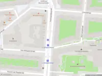 Ambulance met grote spoed naar de Haringvlietstraat in Amsterdam