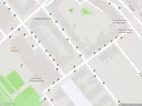 Ambulance met grote spoed naar de De la Reystraat in Rotterdam