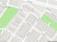 Politie met grote spoed naar de Dahliastraat in Oosterhout vanwege letsel