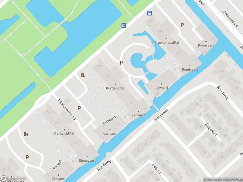 Ambulance met grote spoed naar de Middenwetering in Krimpen aan den IJssel