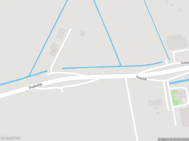 Ambulance met gepaste spoed naar de Oudedijk in Ooltgensplaat