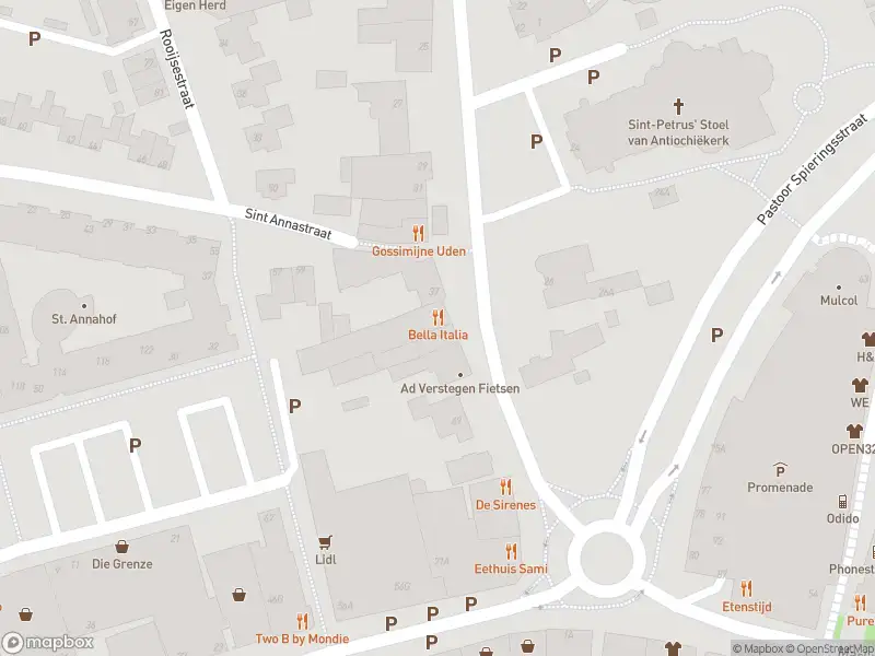 Politie naar de Kerkstraat in Uden vanwege ongeval met letsel