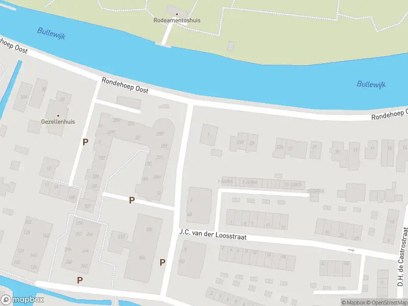 Ambulance met grote spoed naar de Theresiastraat in Ouderkerk aan de Amstel
