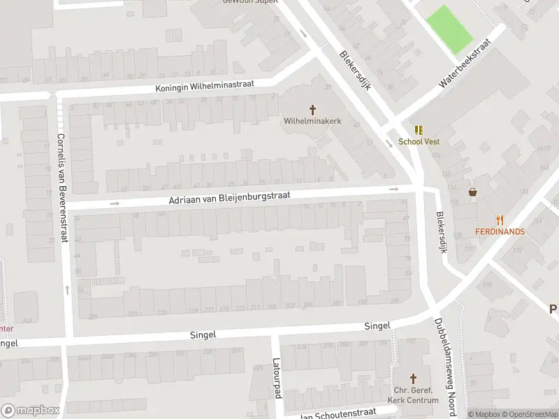 Ambulance met gepaste spoed naar de Adriaan van Bleijenburgstraat in Dordrecht