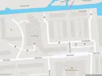 Ambulance met grote spoed naar de Plataanstraat in Spijkenisse