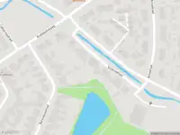 Brandweer met gepaste spoed naar de Theresiastraat in Hengelo vanwege waarnemen gaslucht