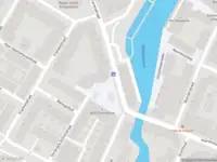 Ambulance met grote spoed naar de Torenstraat in Dordrecht