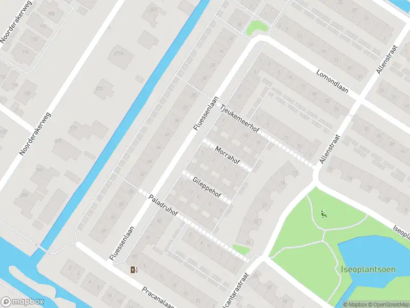 Brandweer met grote spoed naar de Morrahof in Amsterdam vanwege gebouwbrand