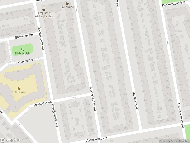 Ambulance met grote spoed naar de Westerbeekstraat in Rotterdam