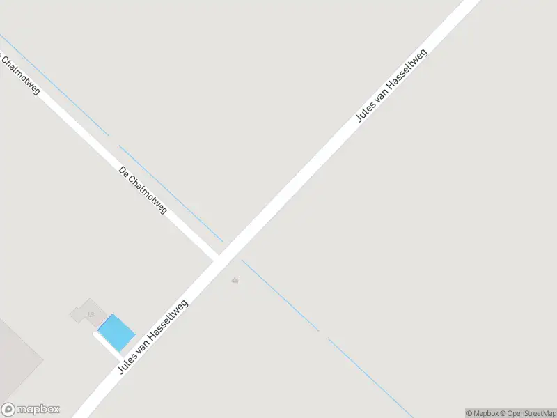 Brandweer met gepaste spoed naar de Jules van Hasseltweg in Kamperveen