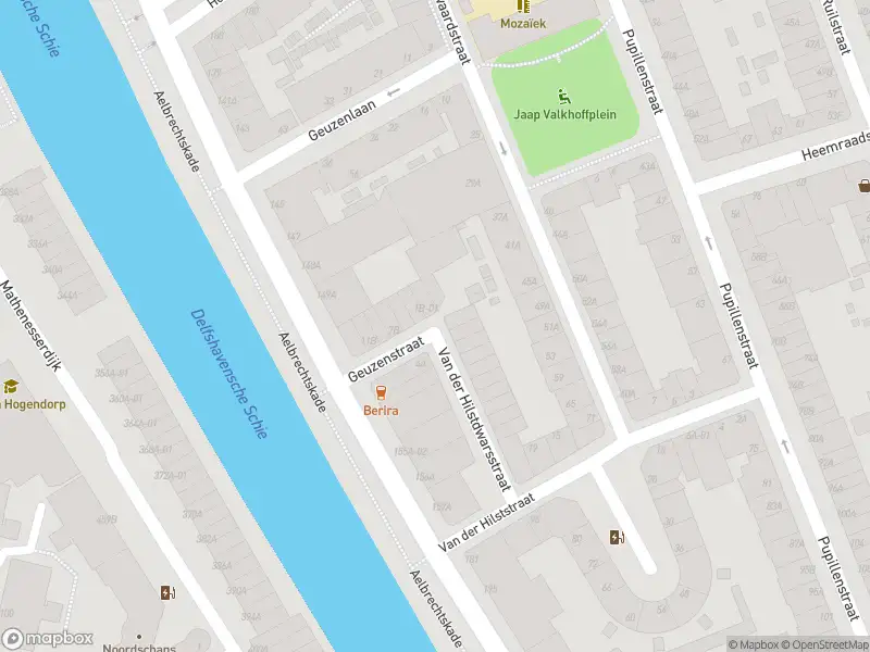 Ambulance met gepaste spoed naar de Van der Hilstdwarsstraat in Rotterdam