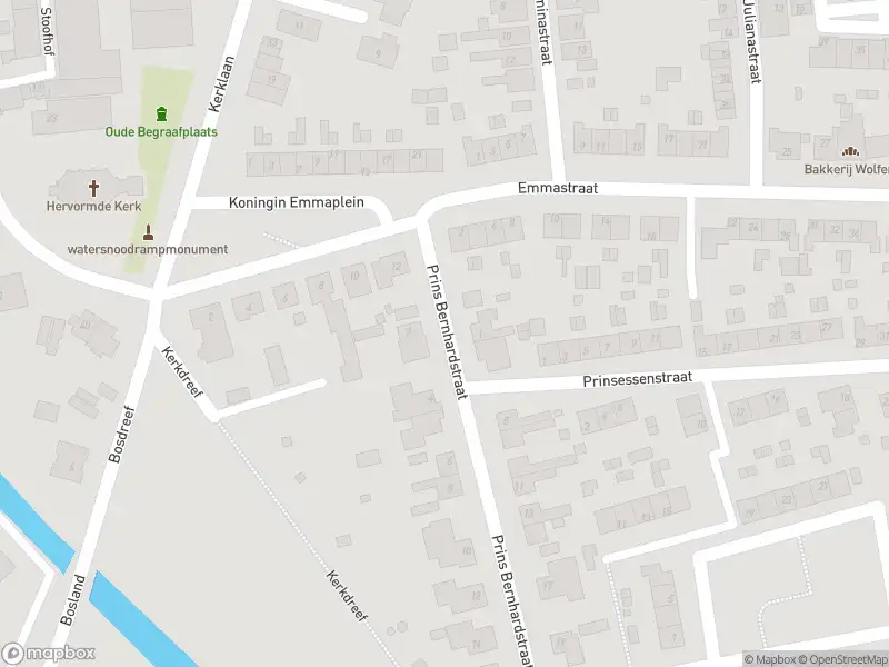 Ambulance met gepaste spoed naar de Prins Bernhardstraat in Den Bommel