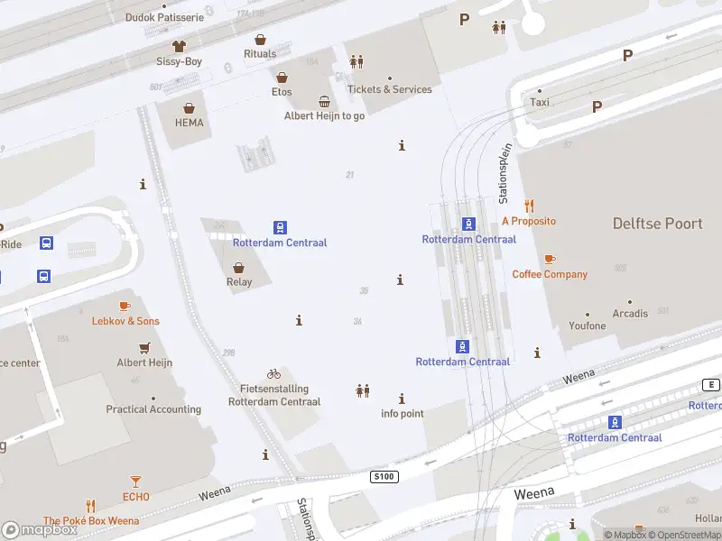 Ambulance met gepaste spoed naar de Stationsplein in Rotterdam