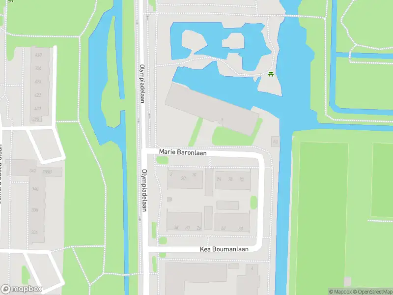 Ambulance met grote spoed naar de Marie Baronlaan in Amstelveen