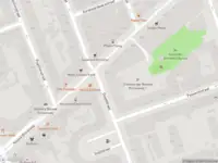 Ambulance met gepaste spoed naar de Duyststraat in Rotterdam