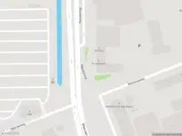 Ambulance met gepaste spoed naar de Nijverheidsweg in Haarlem