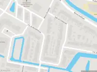 Ambulance met gepaste spoed naar de P.A. de Genestetstraat in Sliedrecht