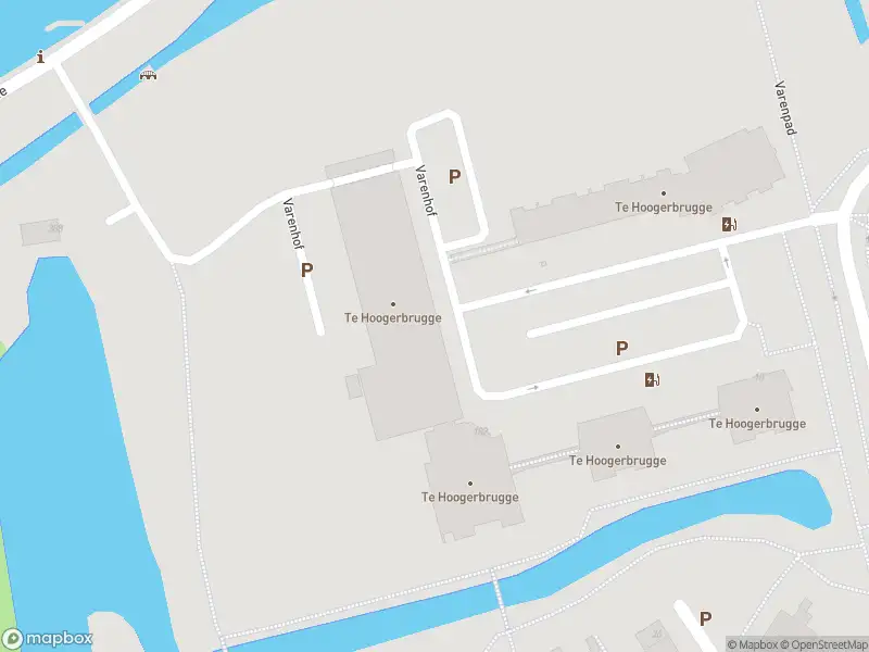 Ambulance met grote spoed naar de Varenhof in Rotterdam