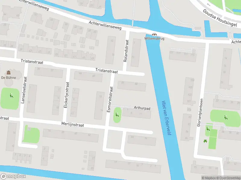 Ambulance met grote spoed naar de Koningsmantelstraat in Gouda