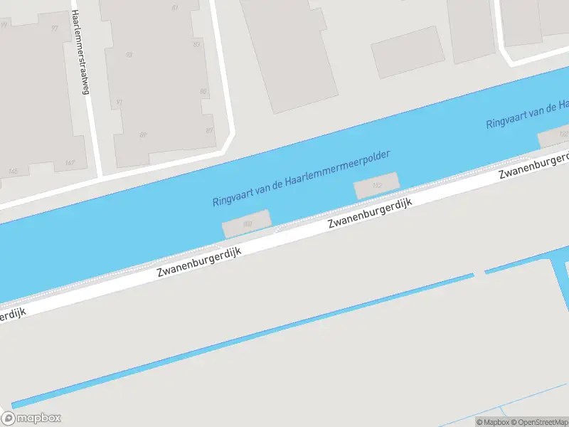 Ambulance met grote spoed naar de Ringvaart-Zwanenburgerdijk in Zwanenburg