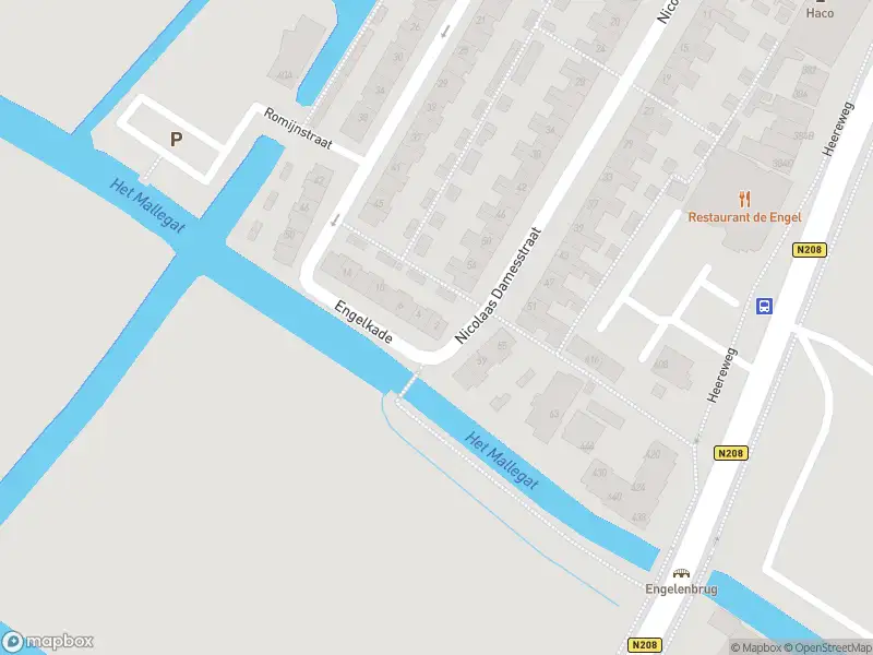 Ambulance met grote spoed naar de Engelkade in Lisse