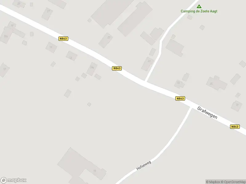 Politie naar de Grafwegen in Groesbeek vanwege aanrijding met letsel