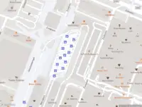 Brandweer met gepaste spoed naar de Zuidplein in Rotterdam