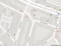 Ambulance met gepaste spoed naar de Snoekstraat in Rotterdam