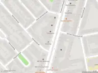 Ambulance met gepaste spoed naar de Groene Hilledijk in Rotterdam