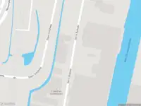 Ambulance met gepaste spoed naar de Gerrit Bolkade in Zaandam