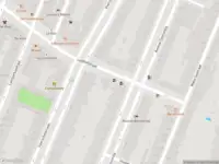 Ambulance met grote spoed naar de Lusthofstraat in Rotterdam